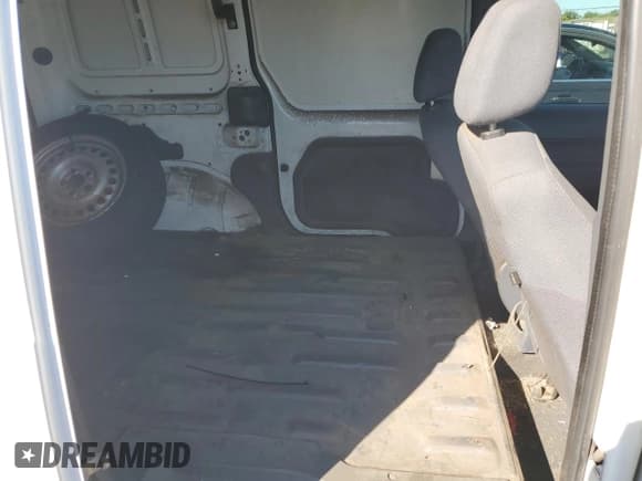 ✅ 2013 Ford Transit Connect XL • VIN: NM0LS7ANXDT146787 • Lot: 70215925. Listed on Copart with 43,624 mi. Free auction sales archive from the USA and detailed vehicle history report at DreamBid. Image 11.