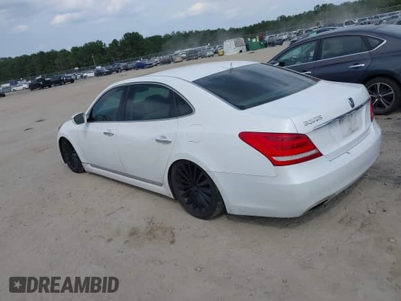 ✅ 2016 Hyundai Equus Signature • VIN: KMHGH4JH9GU104049 • Лот: 43208985. Опубликован ранее на IAAI с пробегом 77 778 миль. Бесплатный доступ к архиву аукционных продаж из США и подробный отчёт об истории автомобиля на DreamBid. Изображение 3.