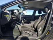 ✅ 2017 Hyundai Veloster • VIN: KMHTC6AD5HU307950 • Lot: 85889774. Wystawiony na Copart z przebiegiem 102 448 mil. Bezpłatny archiwum sprzedaży aukcyjnych z USA i szczegółowy raport historii pojazdu na DreamBid. Zdjęcie 7.