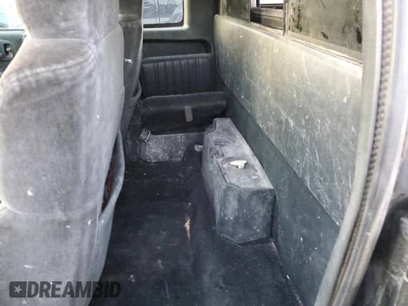 2001 Chevrolet S-10 LS ZR2 с VIN 1GCCT19W718161384, выставлен на аукционе Copart как лот 84834104 с пробегом 288 874 миль миль и Списание • Salvage title. История ставок и продаж доступна на DreamBid. Изображение 10.