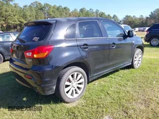 ✅ 2011 Mitsubishi Outlander SE • VIN: JA4AP4AU4BZ008247 • Лот: 43694303. Опубликован ранее на IAAI с пробегом 201 333 миль. Бесплатный доступ к архиву аукционных продаж из США и подробный отчёт об истории автомобиля на DreamBid. Изображение 4.