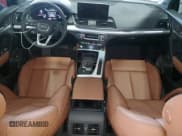 ✅ 2024 Audi Q5 Sportback S line Premium Plus • VIN: WA15AAFY2R2125003 • Lot: 64482685. Wystawiony na Copart z przebiegiem 10 546 mil. Bezpłatny archiwum sprzedaży aukcyjnych z USA i szczegółowy raport historii pojazdu na DreamBid. Zdjęcie 8.