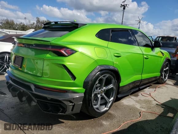 ✅ 2021 Lamborghini Urus • VIN: ZPBUA1ZL6MLA14421 • Лот: 74109914. Опубликован ранее на Copart с пробегом Не указан. Бесплатный доступ к архиву аукционных продаж из США и подробный отчёт об истории автомобиля на DreamBid. Изображение 3.