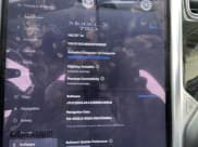 ✅ 2016 Tesla Model X 70D • VIN: 5YJXCAE2XGF019835 • Lot: 61063005. Wystawiony na Copart z przebiegiem 142 707 mil. Bezpłatny archiwum sprzedaży aukcyjnych z USA i szczegółowy raport historii pojazdu na DreamBid. Zdjęcie 8.