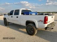 ✅ 2005 Chevrolet Silverado 2500HD LS • VIN: 1GCHK23275F936725 • Lot: 80801935. Listed on Copart with 253,563 mi. Free auction sales archive from the USA and detailed vehicle history report at DreamBid. Image 2.