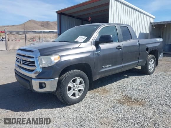 ✅ 2016 Toyota Tundra SR • VIN: 5TFUY5F18GX565251 • Lot: 42387046. Wystawiony na IAAI z przebiegiem 113 478 mil. Bezpłatny archiwum sprzedaży aukcyjnych z USA i szczegółowy raport historii pojazdu na DreamBid. Zdjęcie 2.