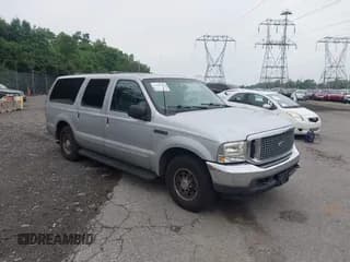 ✅ 2000 Ford Excursion XLT • VIN: 1FMNU40S9YEE01981 • Lot: 42402338. Wystawiony na IAAI z przebiegiem 218 033 mil. Bezpłatny archiwum sprzedaży aukcyjnych z USA i szczegółowy raport historii pojazdu na DreamBid. Zdjęcie 1.