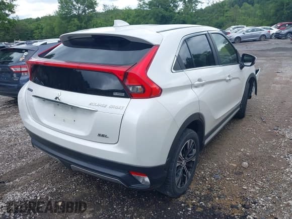 ✅ 2019 Mitsubishi Eclipse Cross SE • VIN: JA4AT5AA4KZ020549 • Lot: 42674825. Listed on IAAI with 133,269 mi. Free auction sales archive from the USA and detailed vehicle history report at DreamBid. Image 4.