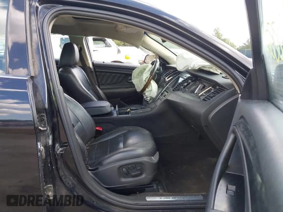 ✅ 2012 Ford Taurus Limited • VIN: 1FAHP2FWXCG114367 • Lot: 43328827. Wystawiony na IAAI z przebiegiem 205 000 mil. Bezpłatny archiwum sprzedaży aukcyjnych z USA i szczegółowy raport historii pojazdu na DreamBid. Zdjęcie 5.