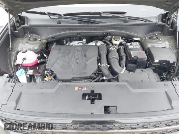 ✅ 2025 Hyundai Santa Fe Calligraphy • VIN: 5NMP5DGL1SH108606 • Lot: 43502323. Wystawiony na IAAI z przebiegiem 6 438 mil. Bezpłatny archiwum sprzedaży aukcyjnych z USA i szczegółowy raport historii pojazdu na DreamBid. Zdjęcie 10.