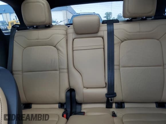 ✅ 2020 Lincoln Corsair Reserve • VIN: 5LMCJ2DH5LUL09152 • Lot: 59912025. Listed on Copart with 66,335 mi. Free auction sales archive from the USA and detailed vehicle history report at DreamBid. Image 10.