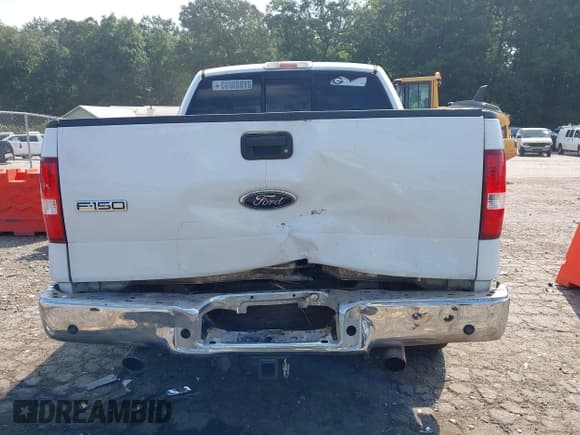 ✅ 2004 Ford F-150 XLT • VIN: 1FTPW12504KD30226 • Lot: 43021196. Listed on IAAI with 214,759 mi. Free auction sales archive from the USA and detailed vehicle history report at DreamBid. Image 17.