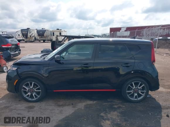 ✅ 2020 Kia Soul GT-Line • VIN: KNDJ63AUXL7089612 • Lot: 42842820. Wystawiony na IAAI z przebiegiem 38 443 mil. Bezpłatny archiwum sprzedaży aukcyjnych z USA i szczegółowy raport historii pojazdu na DreamBid. Zdjęcie 14.