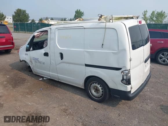 ✅ 2015 Nissan NV200 SV • VIN: 3N6CM0KN7FK703670 • Lot: 42931131. Listed on IAAI with 211,072 mi. Free auction sales archive from the USA and detailed vehicle history report at DreamBid. Image 3.