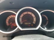 ✅ 2011 Toyota Tacoma • VIN: 5TFPX4EN5BX004402 • Lot: 80082205. Wystawiony na Copart z przebiegiem 176 519 mil. Bezpłatny archiwum sprzedaży aukcyjnych z USA i szczegółowy raport historii pojazdu na DreamBid. Zdjęcie 9.