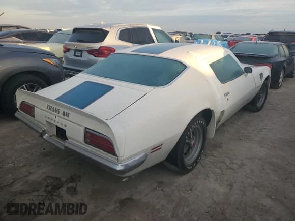✅ 1971 Pontiac Trans Am • VIN: 228871N1109556 • Lot: 74434444. Listed on Copart with 68,563 mi. Free auction sales archive from the USA and detailed vehicle history report at DreamBid. Image 3.