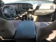 ✅ 2002 Dodge 2500 • VIN: 3B7KF23W62M275732 • Лот: 64232195. Опубликован ранее на Copart с пробегом Не указан. Бесплатный доступ к архиву аукционных продаж из США и подробный отчёт об истории автомобиля на DreamBid. Изображение 8.