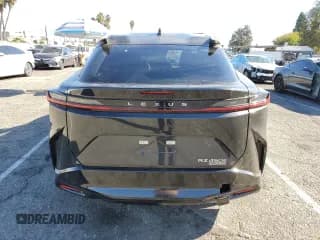 ✅ 2023 Lexus RZ 450e Premium • VIN: JTJAAAAB3PA013849 • Lot: 81664514. Wystawiony na Copart z przebiegiem 7 914 mil. Bezpłatny archiwum sprzedaży aukcyjnych z USA i szczegółowy raport historii pojazdu na DreamBid. Zdjęcie 6.