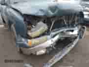 2007 Chevrolet Silverado 1500 LT1 z VIN 1GCEC19V67Z104435, wystawiony jako IAAI lot #43463939 z przebiegiem 203 245 mil mil oraz . Historia ofert i sprzedaży dostępna na DreamBid. Obrazek 19.