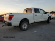 ✅ 2018 Nissan Titan S • VIN: 1N6AA1F38JN523339 • Lot: 93541495. Wystawiony na Copart z przebiegiem Nie podano. Bezpłatny archiwum sprzedaży aukcyjnych z USA i szczegółowy raport historii pojazdu na DreamBid. Zdjęcie 3.