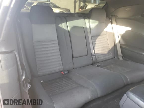 ✅ 2014 Dodge Challenger SXT • VIN: 2C3CDYAG4EH225136 • Lot: 81338264. Wystawiony na Copart z przebiegiem 158 061 mil. Bezpłatny archiwum sprzedaży aukcyjnych z USA i szczegółowy raport historii pojazdu na DreamBid. Zdjęcie 11.