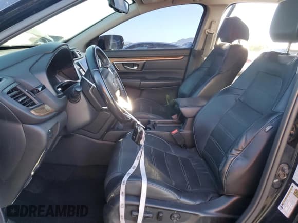 ✅ 2017 Honda CR-V Touring • VIN: 2HKRW1H93HH501431 • Lot: 90044475. Wystawiony na Copart z przebiegiem 124 105 mil. Bezpłatny archiwum sprzedaży aukcyjnych z USA i szczegółowy raport historii pojazdu na DreamBid. Zdjęcie 7.