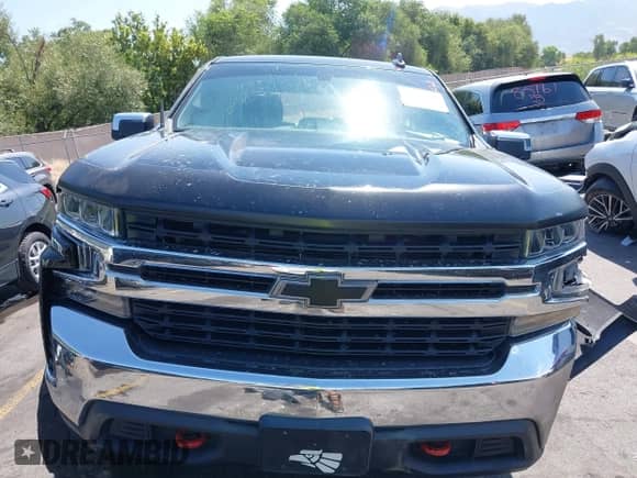 2019 Chevrolet Silverado 1500 LT with VIN 3GCUYDED8KG105770, listed as a IAAI auction lot 42979592 with 67,474 mi miles and . Bid and sale history available at DreamBid. Image 13.