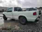 2002 Chevrolet S-10 LS with VIN 1GCCS14W128132152, listed as a Copart auction lot 45867015 with Not provided miles and Salvage title. Bid and sale history available at DreamBid. Image 2.