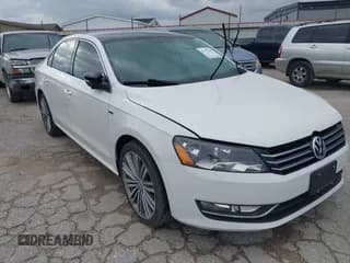 ✅ 2015 Volkswagen Passat SE • VIN: 1VWBS7A30FC047263 • Лот: 43757849. Опубликован ранее на IAAI с пробегом 159 975 миль. Бесплатный доступ к архиву аукционных продаж из США и подробный отчёт об истории автомобиля на DreamBid. Изображение 1.