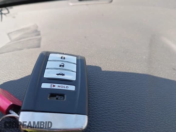 ✅ 2019 Acura TLX • VIN: 19UUB2F31KA002251 • Лот: 43205509. Опубликован ранее на IAAI с пробегом 106 534 миль. Бесплатный доступ к архиву аукционных продаж из США и подробный отчёт об истории автомобиля на DreamBid. Изображение 11.