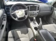 ✅ 2005 Mazda Tribute i • VIN: 4F2YZ92Z35KM23983 • Lot: 68100295. Wystawiony na Copart z przebiegiem 162 787 mil. Bezpłatny archiwum sprzedaży aukcyjnych z USA i szczegółowy raport historii pojazdu na DreamBid. Zdjęcie 8.