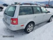 ✅ 2001 Volkswagen Passat • VIN: WVWXH63B21E230263 • Лот: 41586834. Опубликован ранее на IAAI с пробегом 137 092 миль. Бесплатный доступ к архиву аукционных продаж из США и подробный отчёт об истории автомобиля на DreamBid. Изображение 4.