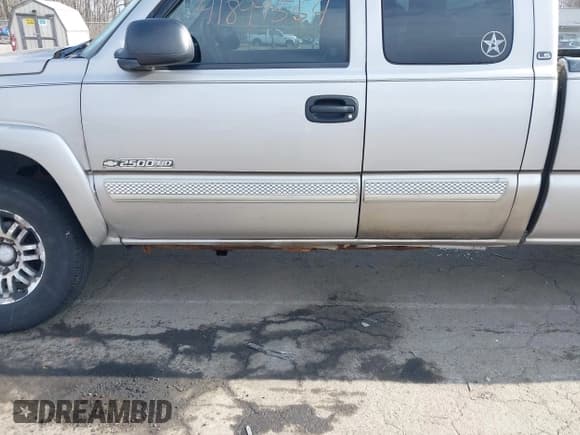 ✅ 2004 Chevrolet Silverado 2500HD LS • VIN: 1GCHK29U64E224509 • Лот: 41899554. Опубликован ранее на IAAI с пробегом 272 568 миль. Бесплатный доступ к архиву аукционных продаж из США и подробный отчёт об истории автомобиля на DreamBid. Изображение 20.