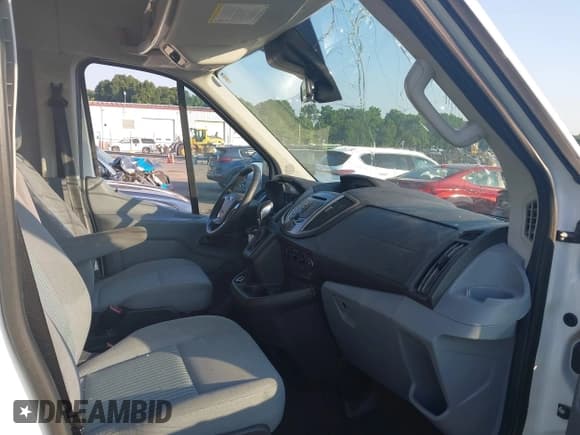 ✅ 2018 Ford Transit Passenger XL • VIN: 1FBZX2CMXJKB21111 • Лот: 42503905. Опубликован ранее на IAAI с пробегом 49 296 миль. Бесплатный доступ к архиву аукционных продаж из США и подробный отчёт об истории автомобиля на DreamBid. Изображение 5.