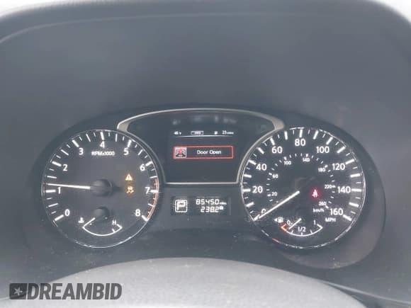 ✅ 2015 Nissan Pathfinder SL • VIN: 5N1AR2MM8FC712150 • Lot: 41685068. Wystawiony na IAAI z przebiegiem 85 450 mil. Bezpłatny archiwum sprzedaży aukcyjnych z USA i szczegółowy raport historii pojazdu na DreamBid. Zdjęcie 7.