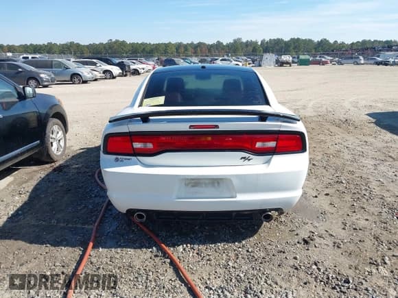✅ 2012 Dodge Charger RT • VIN: 2C3CDXCT1CH151417 • Lot: 43634702. Wystawiony na IAAI z przebiegiem 170 735 mil. Bezpłatny archiwum sprzedaży aukcyjnych z USA i szczegółowy raport historii pojazdu na DreamBid. Zdjęcie 17.