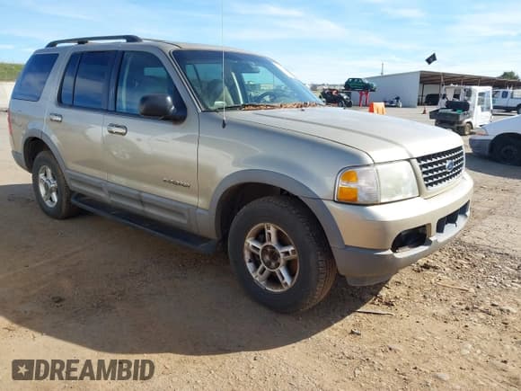 ✅ 2002 Ford Explorer XLT • VIN: 1FMDU73E32ZB76573 • Lot: 41612109. Wystawiony na IAAI z przebiegiem 227 220 mil. Bezpłatny archiwum sprzedaży aukcyjnych z USA i szczegółowy raport historii pojazdu na DreamBid. Zdjęcie 1.