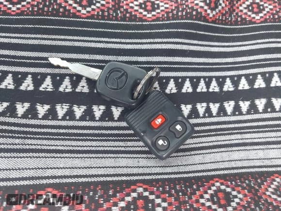 ✅ 2004 Mazda Tribute ES • VIN: 4F2CZ96124KM16892 • Лот: 41621276. Опубликован ранее на IAAI с пробегом 130 713 миль. Бесплатный доступ к архиву аукционных продаж из США и подробный отчёт об истории автомобиля на DreamBid. Изображение 11.