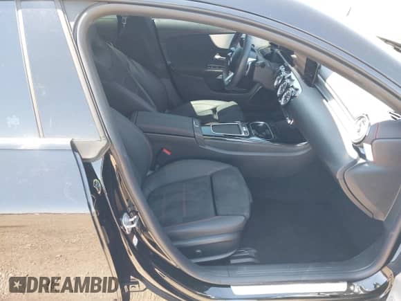 2025 Mercedes-Benz CLA 250 с VIN W1K5J4GB5SN515637, выставлен на аукционе IAAI как лот 41966730 с пробегом 3 606 миль миль и . История ставок и продаж доступна на DreamBid. Изображение 5.