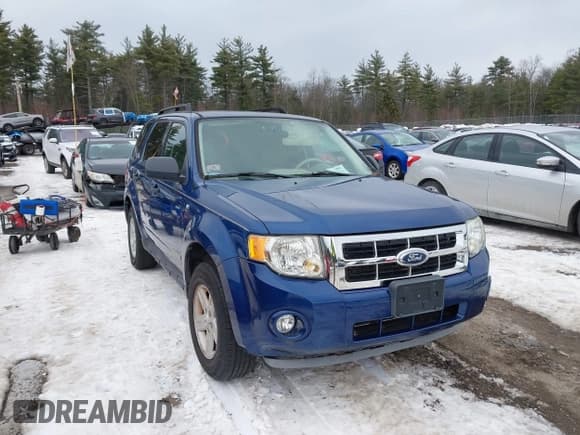 ✅ 2008 Ford Escape Hybrid • VIN: 1FMCU59H28KC90146 • Lot: 43905971. Listed on IAAI with 86,518 mi. Free auction sales archive from the USA and detailed vehicle history report at DreamBid. Image 1.