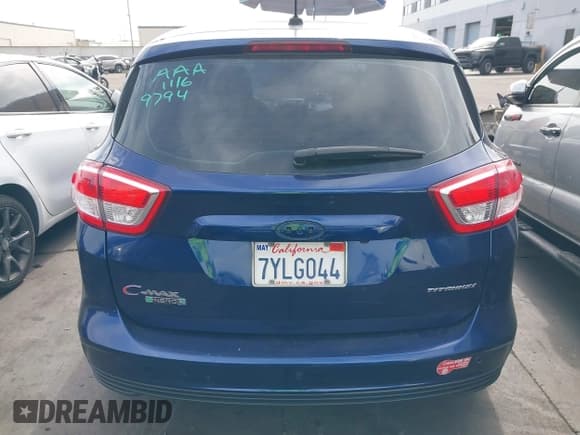 ✅ 2017 Ford C-Max Titanium • VIN: 1FADP5FU0HL102662 • Лот: 43686230. Опубликован ранее на IAAI с пробегом 106 957 миль. Бесплатный доступ к архиву аукционных продаж из США и подробный отчёт об истории автомобиля на DreamBid. Изображение 17.