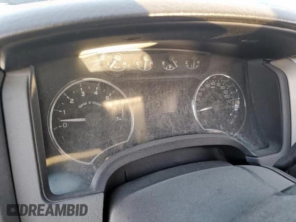 ✅ 2012 Ford F-150 XL • VIN: 1FTEW1CM1CKE31108 • Lot: 66530655. Wystawiony na Copart z przebiegiem Nie podano. Bezpłatny archiwum sprzedaży aukcyjnych z USA i szczegółowy raport historii pojazdu na DreamBid. Zdjęcie 9.