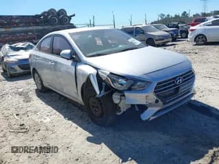 ✅ 2019 Hyundai Accent SE • VIN: 3KPC24A31KE061617 • Лот: 40635185. Опубликован ранее на IAAI с пробегом 81 776 миль. Бесплатный доступ к архиву аукционных продаж из США и подробный отчёт об истории автомобиля на DreamBid. Изображение 1.