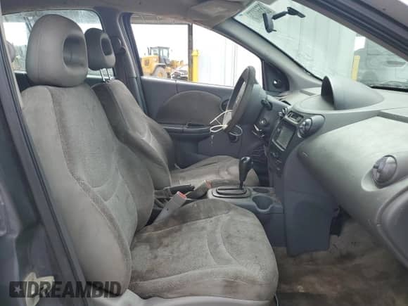 2004 Saturn ION ION 1 z VIN 1G8AG52FX4Z121029, wystawiony jako Copart lot #85560375 z przebiegiem 196 911 mil mil oraz Szkoda całkowita • Salvage title. Historia ofert i sprzedaży dostępna na DreamBid. Obrazek 7.