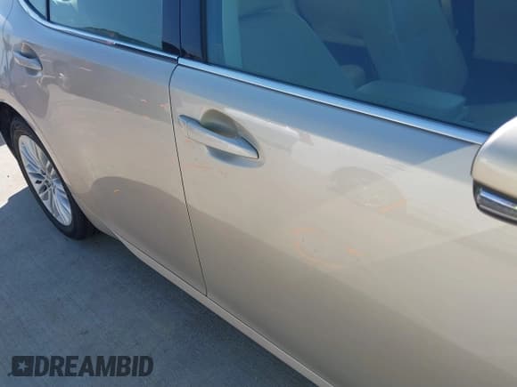 ✅ 2017 Lexus ES 350 • VIN: 58ABK1GG7HU050415 • Lot: 40490595. Listed on IAAI with 170,481 mi. Free auction sales archive from the USA and detailed vehicle history report at DreamBid. Image 17.