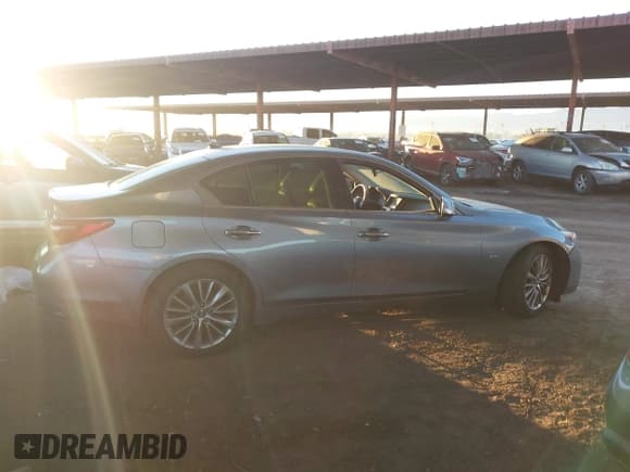 ✅ 2018 Infiniti Q50 Luxe • VIN: JN1EV7AR4JM433377 • Lot: 43883601. Listed on IAAI with 126,468 mi. Free auction sales archive from the USA and detailed vehicle history report at DreamBid. Image 13.