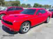 2016 Dodge Challenger SXT Plus z VIN 2C3CDZAG6GH137763, wystawiony jako IAAI lot #43310704 z przebiegiem 119 926 mil mil oraz . Historia ofert i sprzedaży dostępna na DreamBid. Obrazek 2.