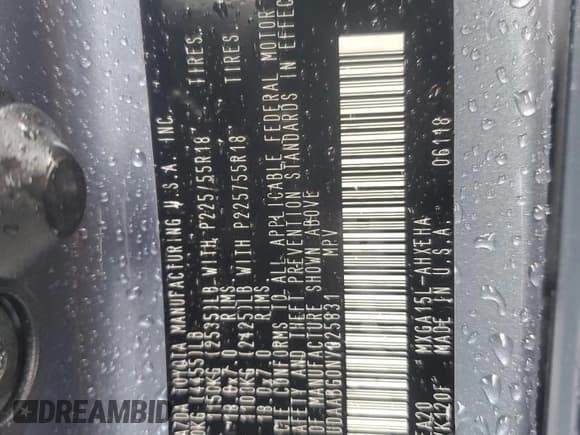 ✅ 2022 Toyota Corolla Cross XLE • VIN: 7MUDAABG0NV025831 • Lot: 91628265. Wystawiony na Copart z przebiegiem 14 630 mil. Bezpłatny archiwum sprzedaży aukcyjnych z USA i szczegółowy raport historii pojazdu na DreamBid. Zdjęcie 13.