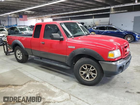 ✅ 2008 Ford Ranger XLT • VIN: 1FTZR45E78PA09175 • Lot: 81451575. Wystawiony na Copart z przebiegiem 77 896 mil. Bezpłatny archiwum sprzedaży aukcyjnych z USA i szczegółowy raport historii pojazdu na DreamBid. Zdjęcie 4.