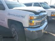 ✅ 2015 Chevrolet Silverado 2500HD Work Truck • VIN: 1GB0KUEG1FZ513743 • Лот: 43594246. Опубликован ранее на IAAI с пробегом 335 573 миль. Бесплатный доступ к архиву аукционных продаж из США и подробный отчёт об истории автомобиля на DreamBid. Изображение 18.